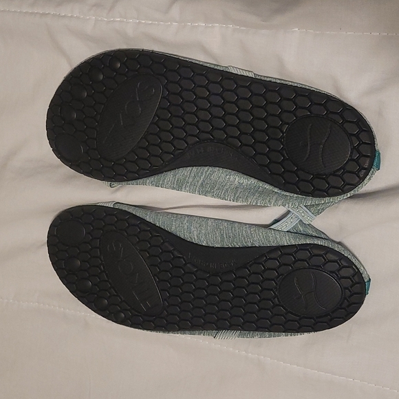 FITKICKS  Active Lifestyle Footware - Picture 3 of 5